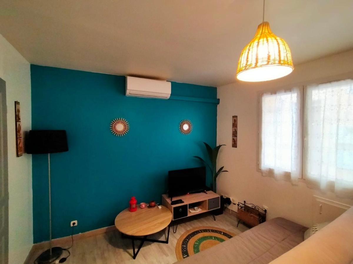 Le Mistral Location Apartment Ла Сиота Екстериор снимка